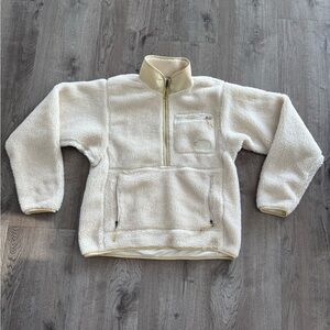 North face Sherpa half zip pullover